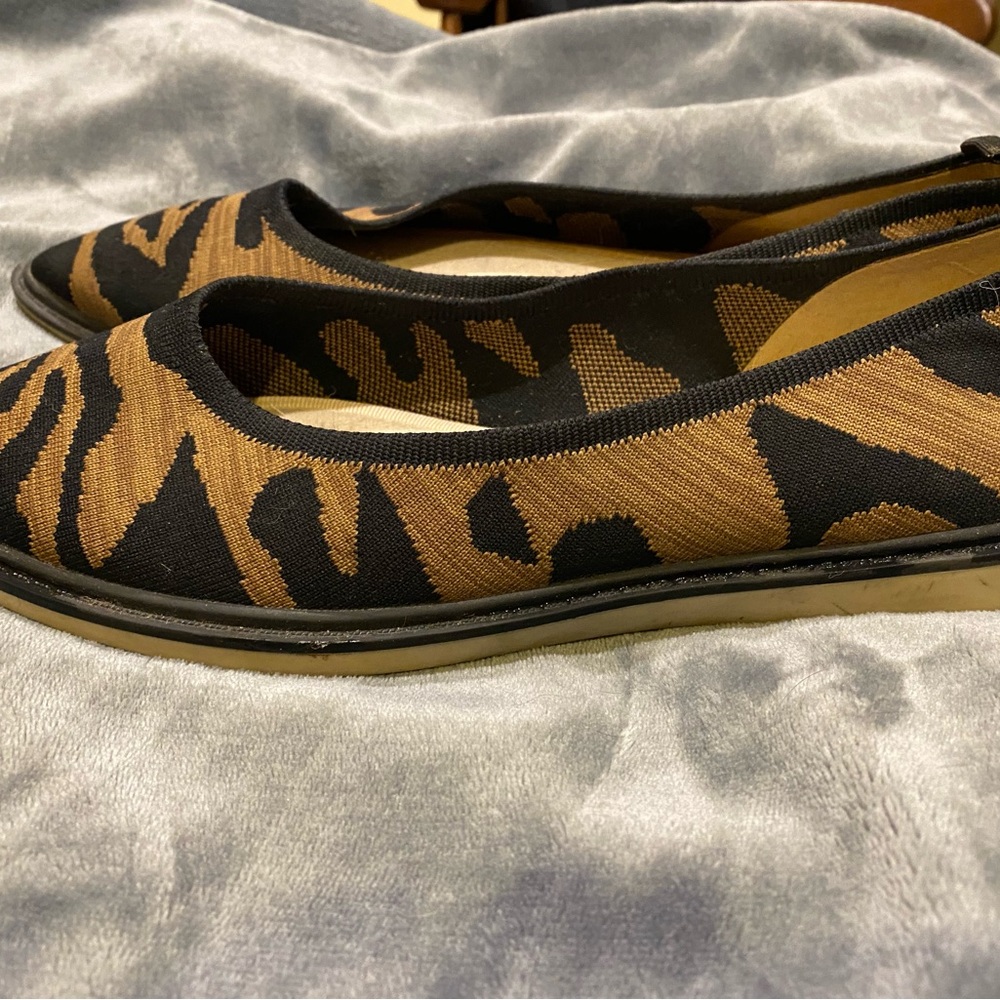 Louise et Cie Black and Brown Leopard Flats - Picture 3 of 6